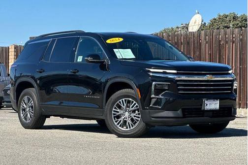 2024 Chevrolet Traverse LT