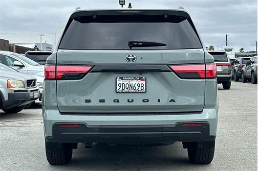2023 Toyota Sequoia SR5