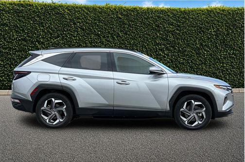 Shimmering Silver 2023 Hyundai TUCSON Plug-In Hybrid Limited