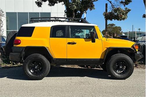 2008 Toyota FJ Cruiser Base