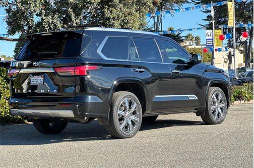 2023 Toyota Sequoia Capstone