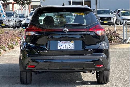2024 Nissan Kicks SR