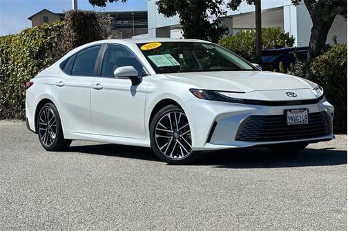 2025 Toyota Camry XLE