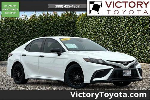 White 2022 Toyota Camry SE