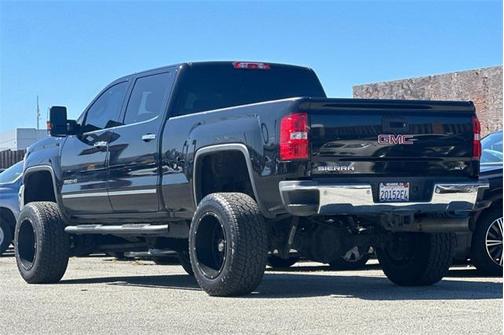 2018 GMC Sierra 2500 SLT