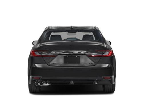 Wind Chill Pearl/Midnight Black Metallic 2025 Toyota Camry XSE