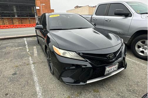 Midnight Black Metallic 2020 Toyota Camry XSE
