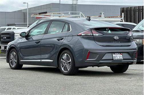 2020 Hyundai IONIQ Plug-In Hybrid SEL
