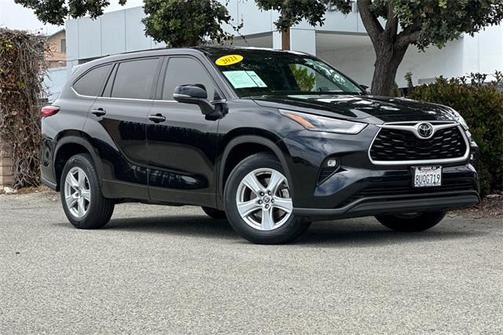 2021 Toyota Highlander LE