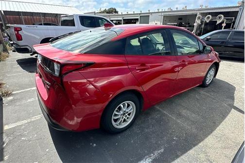 2020 Toyota Prius XLE