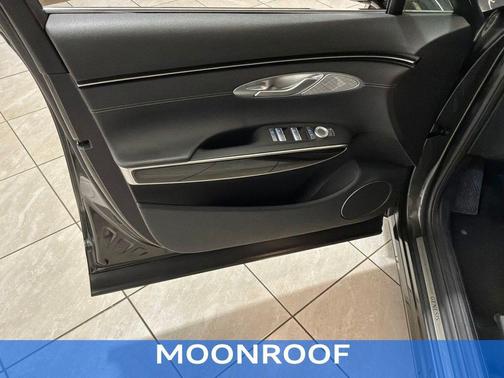 Makalu Gray 2025 Genesis GV70 2.5T AWD