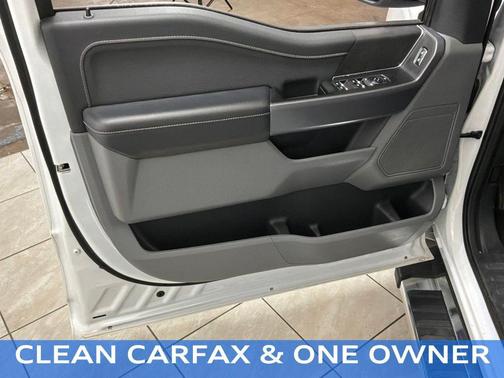 OXFORD WHITE 2025 Ford F-150 XLT
