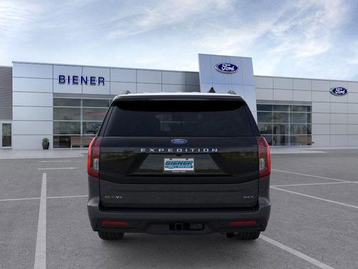 2025 Ford Expedition Max Active 4x4