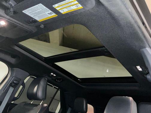 AGATE BLACK METALLIC 2025 Ford Explorer ST