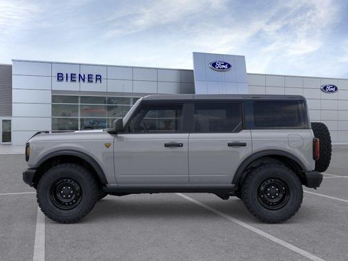 AVALANCHE GRAY 2026 Ford Bronco Badlands