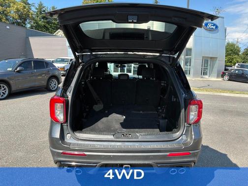 MAGNETIC METALLIC 2020 Ford Explorer ST