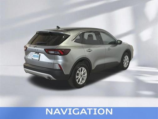 ICONIC SILVER METALLIC 2023 Ford Escape Active
