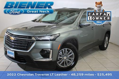 2022 Chevrolet Traverse LT Leather