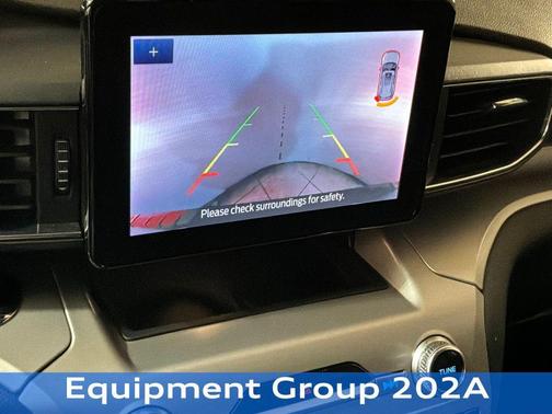 AGATE BLACK METALLIC 2022 Ford Explorer XLT