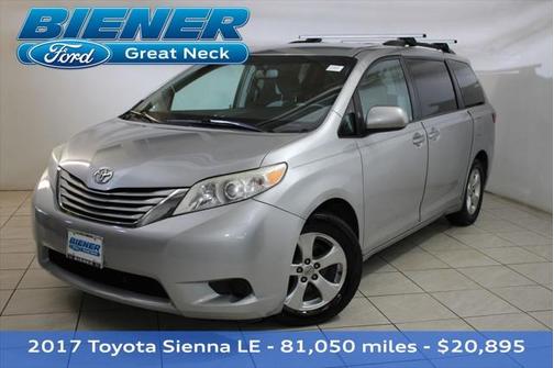 2017 Toyota Sienna LE