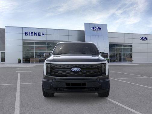 2025 Ford F-150 Lightning Platinum