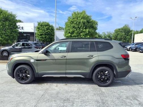 2025 Volkswagen Atlas 2.0T Peak Edition