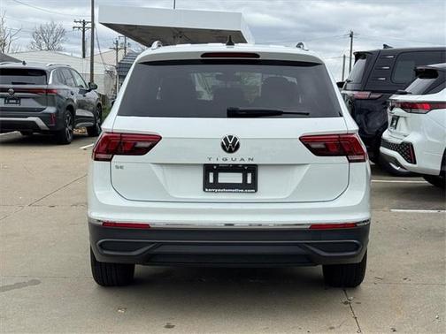 2024 Volkswagen Tiguan 2.0T SE