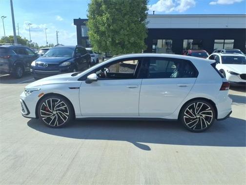 2024 Volkswagen Golf GTI 2.0T Autobahn