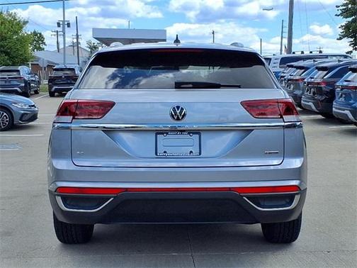 2022 Volkswagen Atlas Cross Sport 2.0T SE