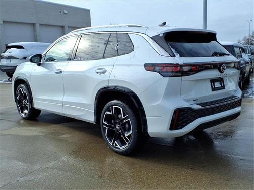 2026 Volkswagen Tiguan 2.0T SEL R-Line