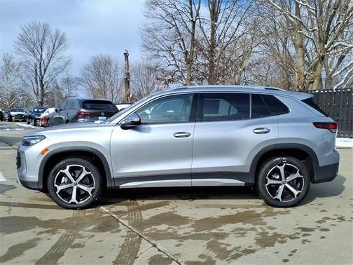 2025 Volkswagen Tiguan 2.0T SE