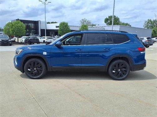 2025 Volkswagen Atlas 2.0T SE