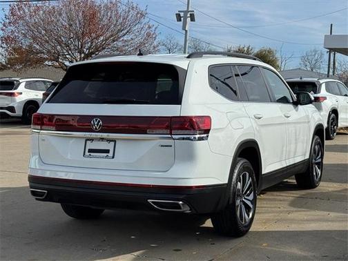 2024 Volkswagen Atlas 2.0T SE