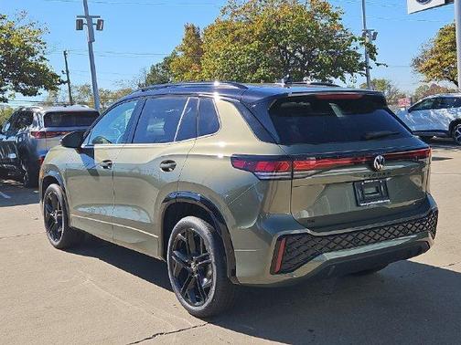 Avocado Green 2026 Volkswagen Tiguan 2.0T SE R-Line Black