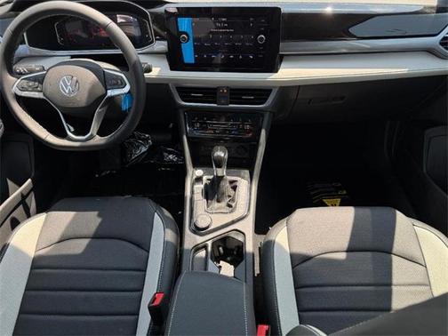 2025 Volkswagen Taos 1.5T SEL