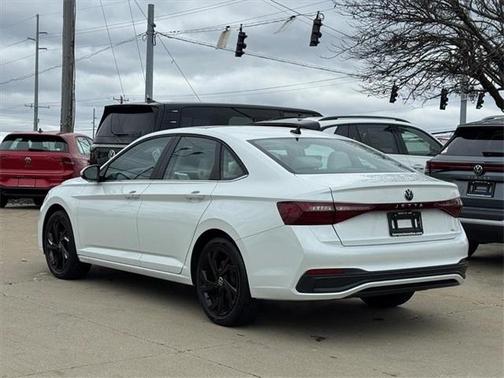 2025 Volkswagen Jetta 1.5T SE