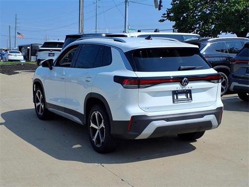 2025 Volkswagen Tiguan 2.0T SE