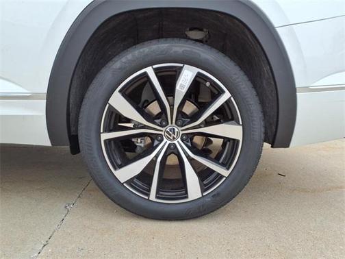 2025 Volkswagen Atlas 2.0T SEL Premium R-Line
