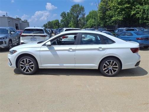 2025 Volkswagen Jetta 1.5T SE