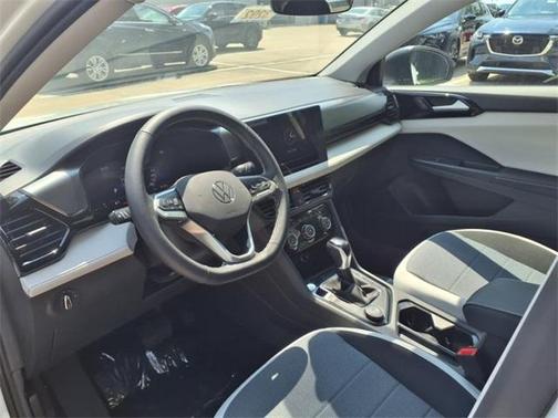 2025 Volkswagen Taos 1.5T S