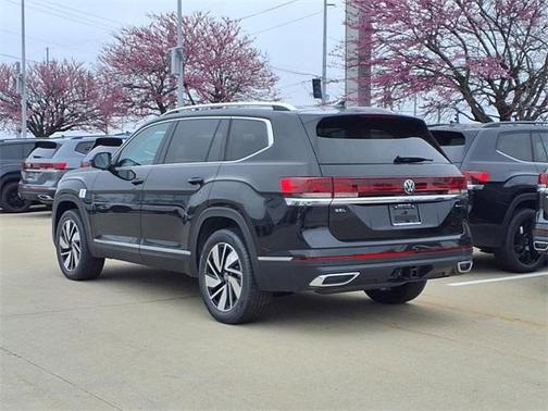 2025 Volkswagen Atlas 2.0T SEL