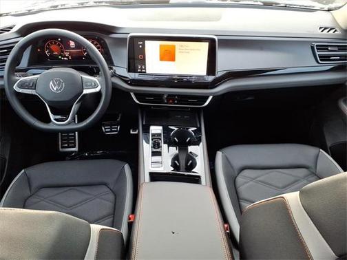 2026 Volkswagen Atlas PEAK EDITION