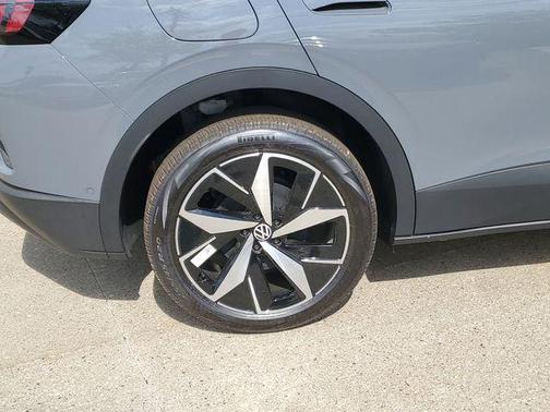 Gray 2026 Volkswagen ID.4 Pro S