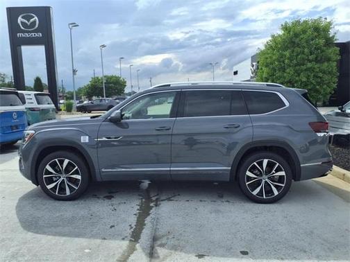 2025 Volkswagen Atlas 2.0T SEL Premium R-Line