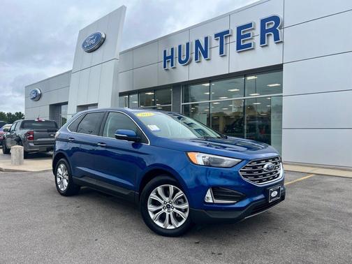 2022 Ford Edge Titanium