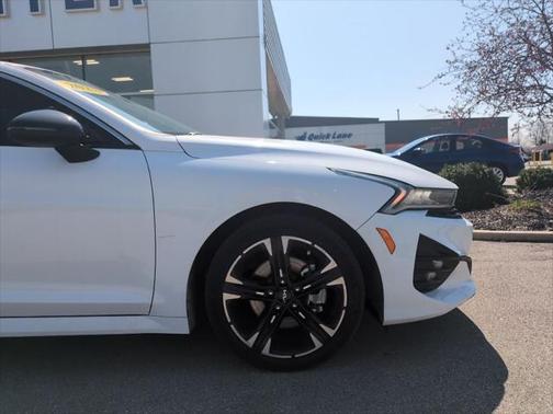 2022 Kia K5 GT-Line