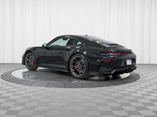 2026 Porsche 911 GT3 w/Touring Package