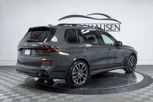 2026 BMW X7 M60i