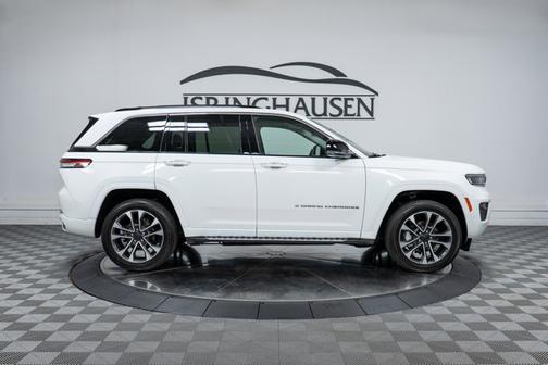 2022 Jeep Grand Cherokee Overland