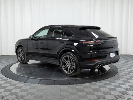 2023 Porsche Cayenne S